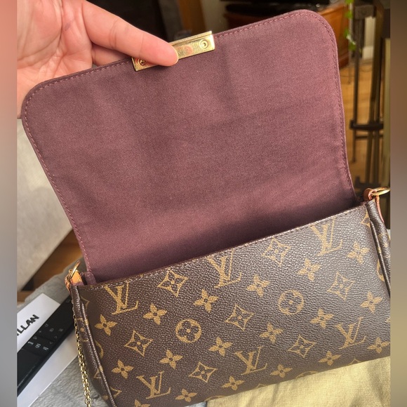 Louis Vuitton Favourite MM Monogram - Picture 11 of 13